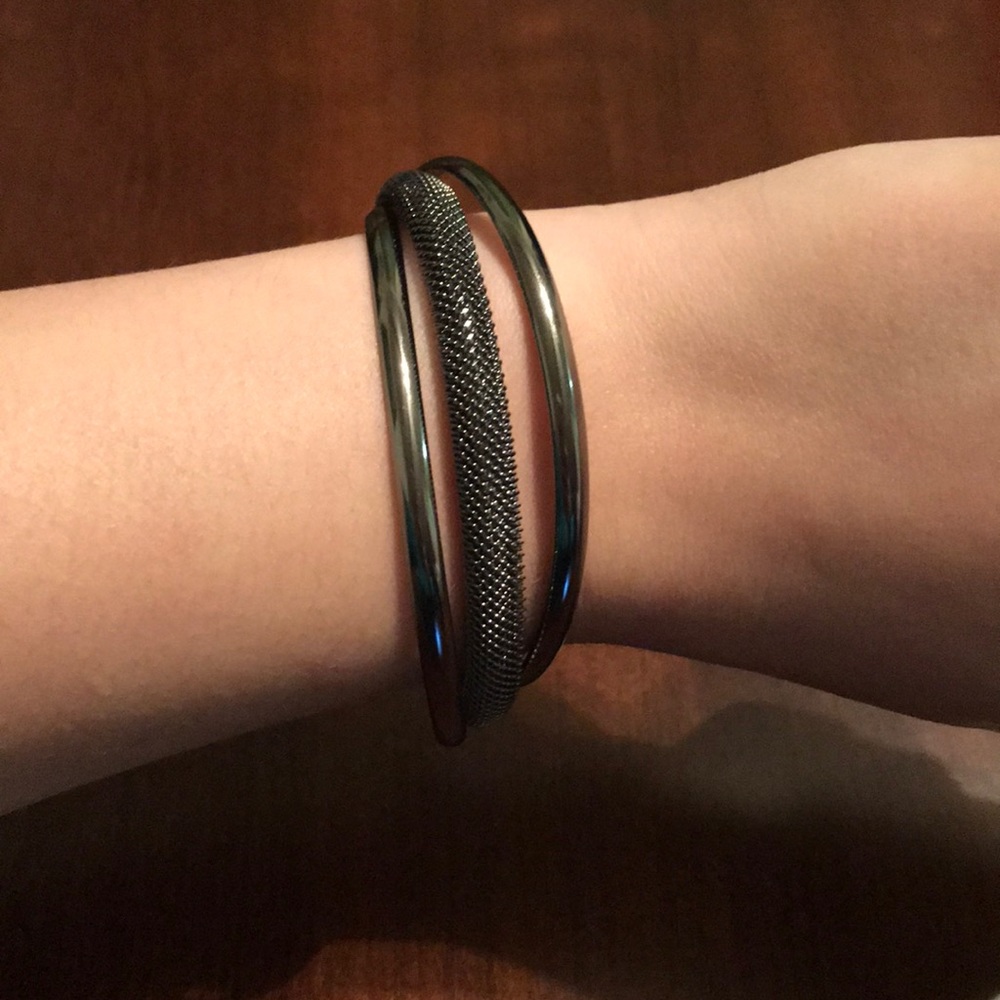 Lia Sofia metallic gray bangle